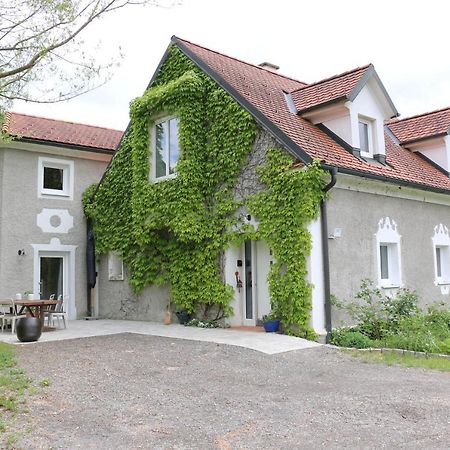 Ferienwohnungen Tinymoon Feldbach  Exterior foto